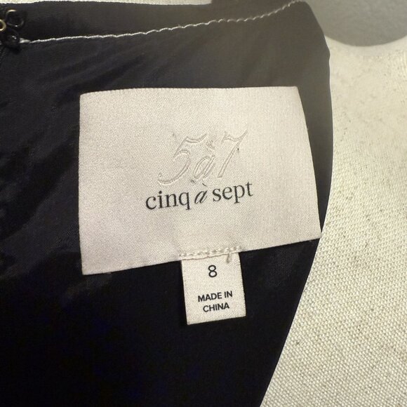 Cinq à Sept Designer Black Pleated Fit & Flare Dress Size 8 Asymmetric Layered - Picture 5 of 7